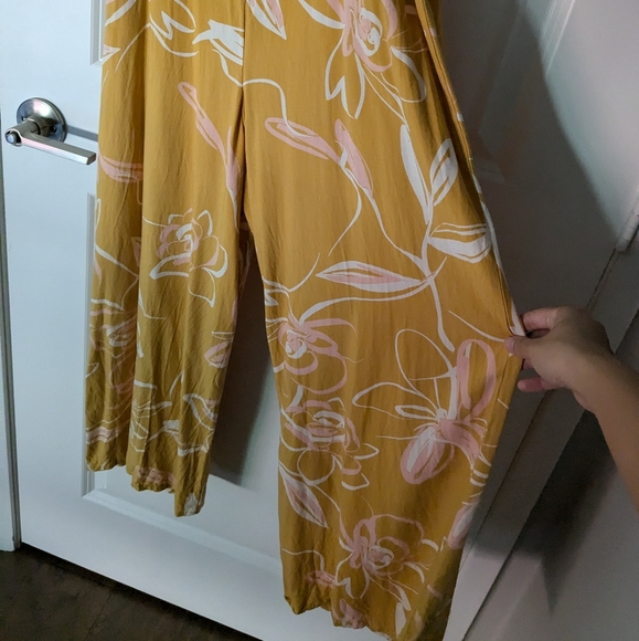 Asos yellow floral jumpsuit - Picture 6 of 6